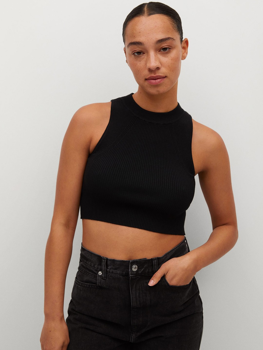 

MANGO Black Ribbed Fitted Crop Top