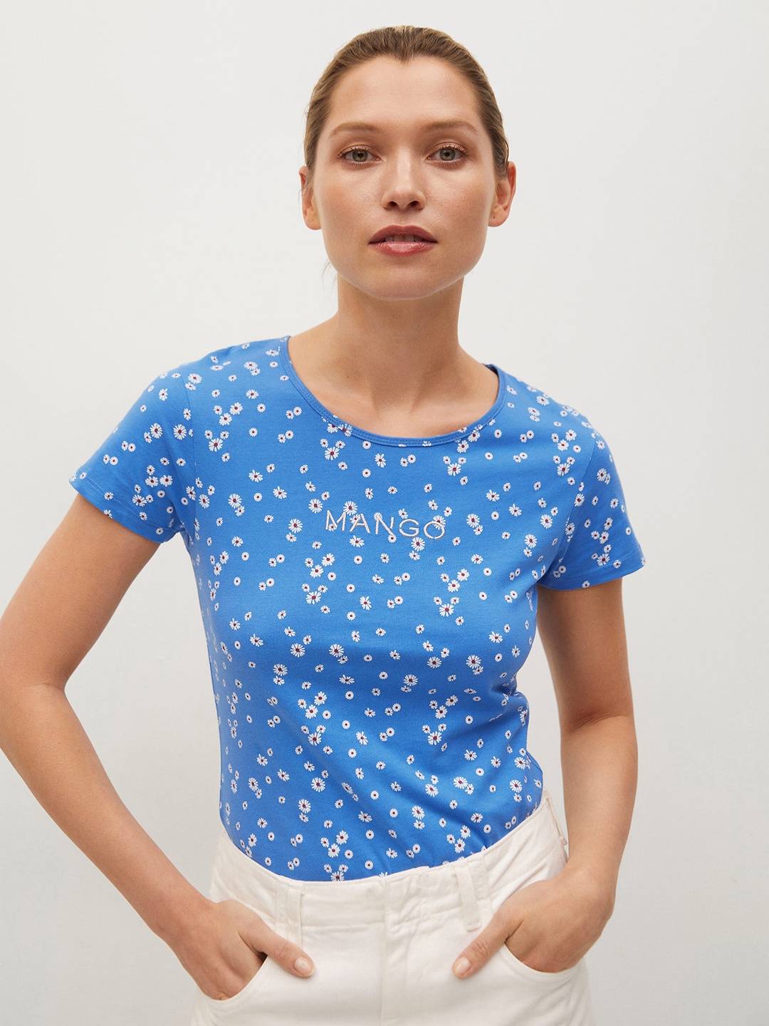 

MANGO Women Blue & White Pure Cotton Printed T-shirt