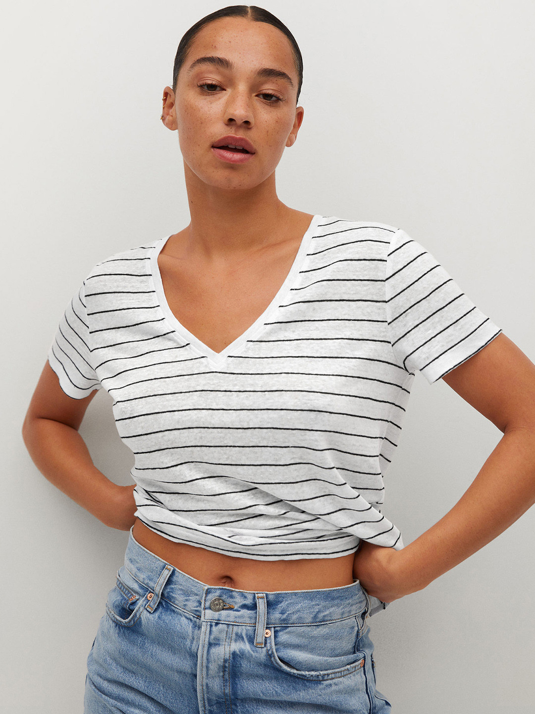 

MANGO Women White & Black Striped V-Neck Linen T-shirt