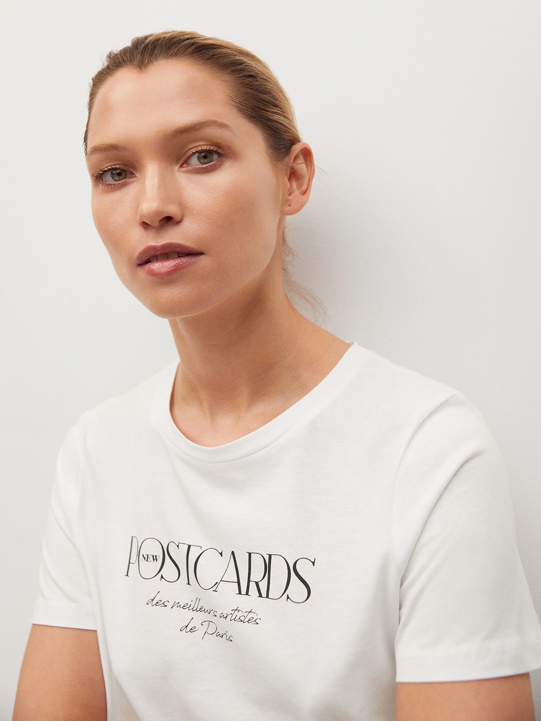

MANGO Women White Black Pure Cotton Typography Printed Pure Cotton T-shirt