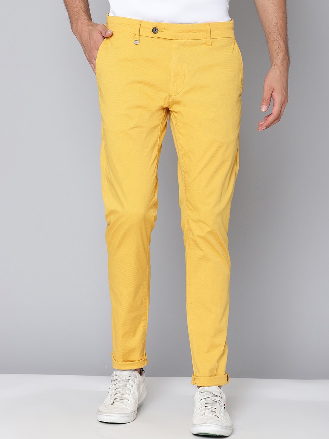 

Antony Morato Men Yellow Straight Fit Trousers