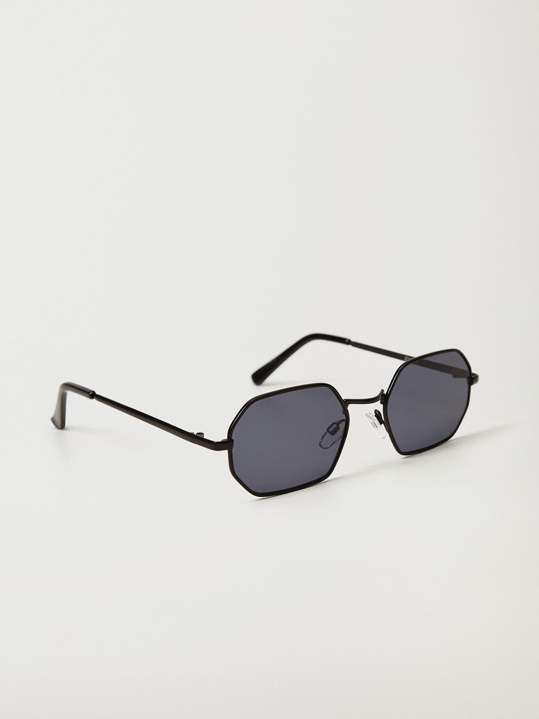 

MANGO Women Grey UV Protect Lens Hexagonal Sunglasses 17000178