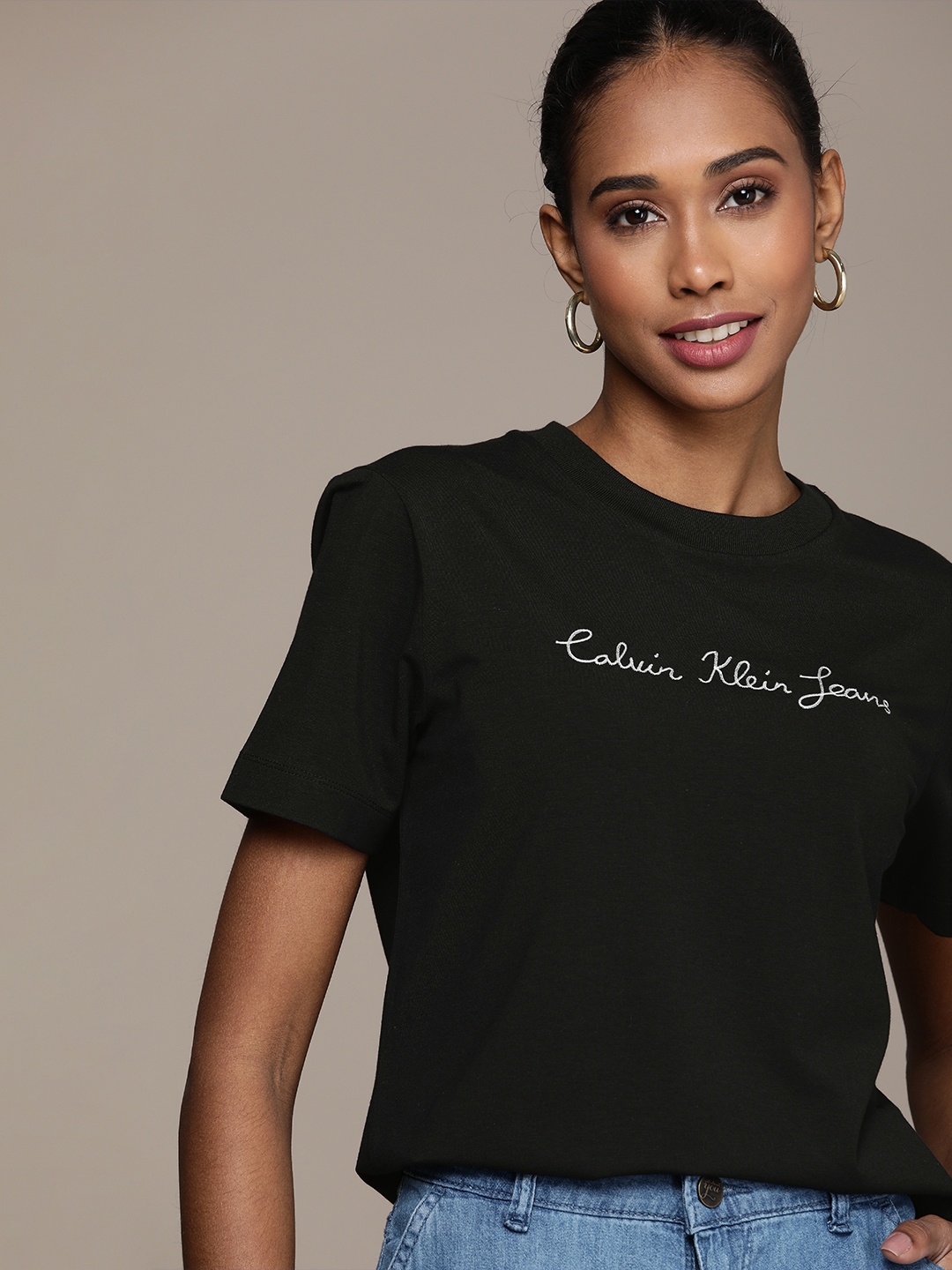

Calvin Klein Jeans Women Black Brand Logo Slim Fit T-shirt