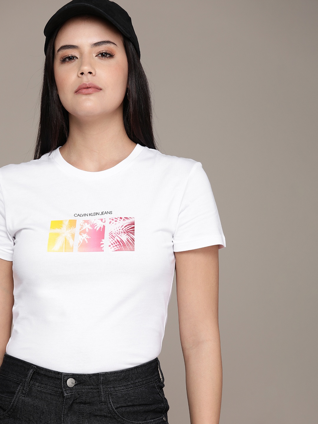 

Calvin Klein Jeans Women White Tropical Printed T-shirt