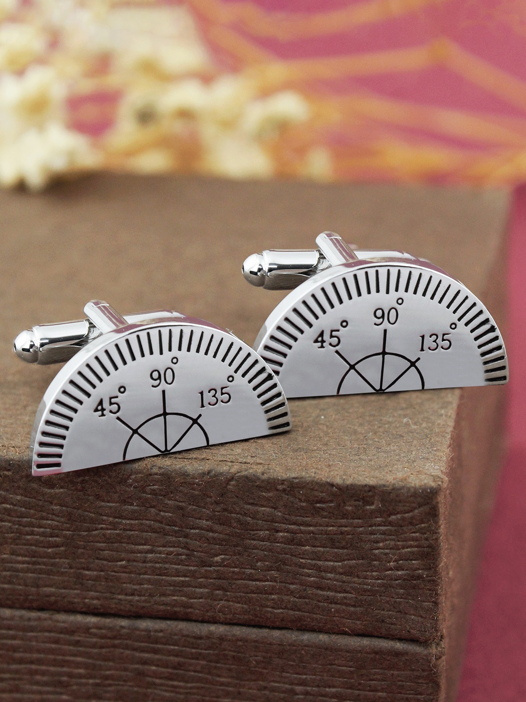 

PELUCHE Silver-Toned Geometric Cufflink