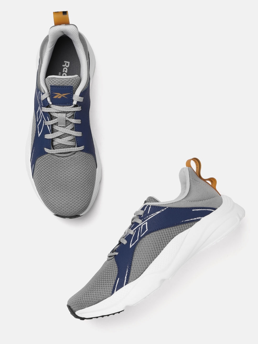 

Reebok Men Grey & Navy Blue Billington Mesh Design Running Shoes