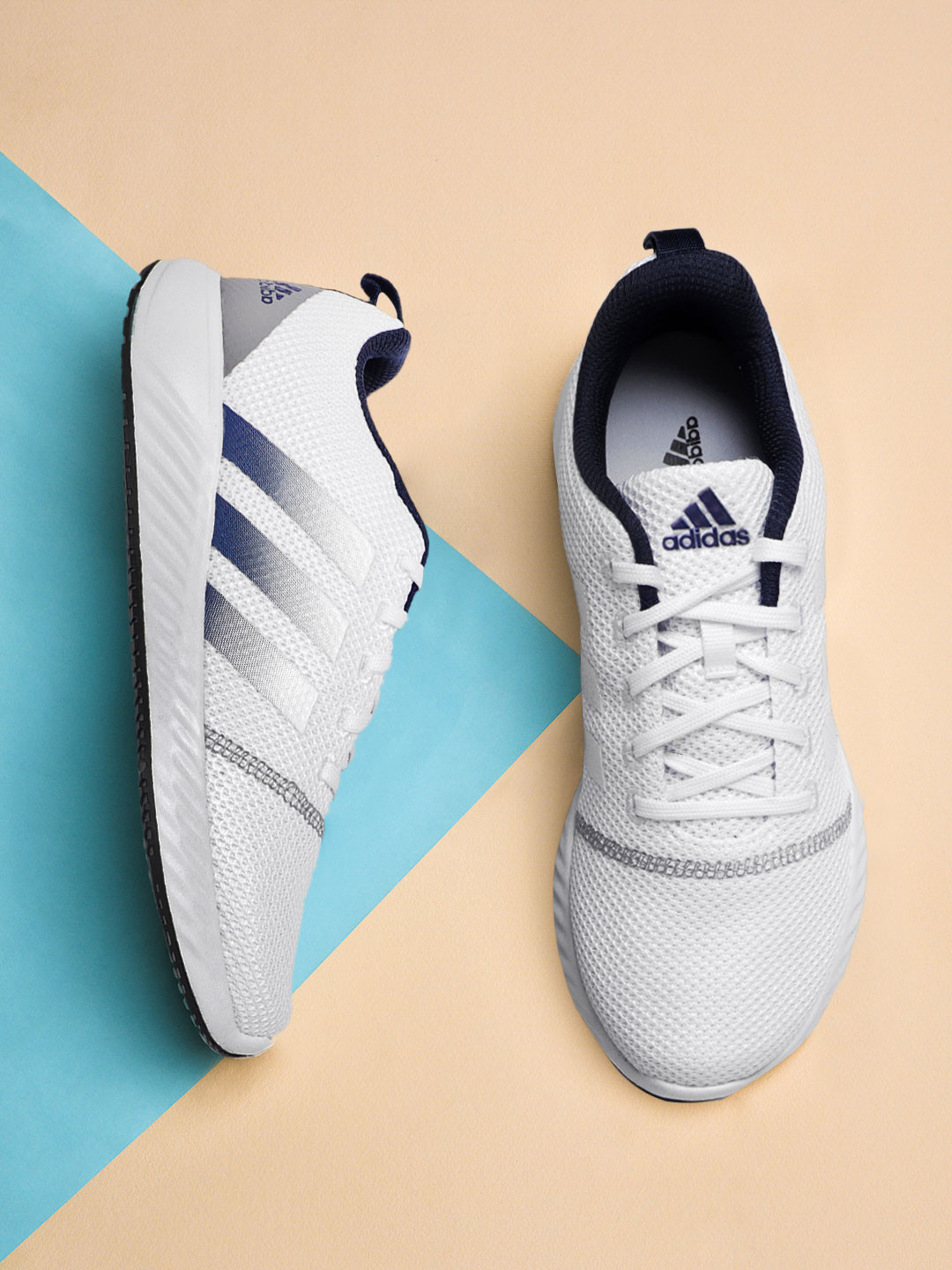 

ADIDAS Men White Herlz Knit Running Shoes