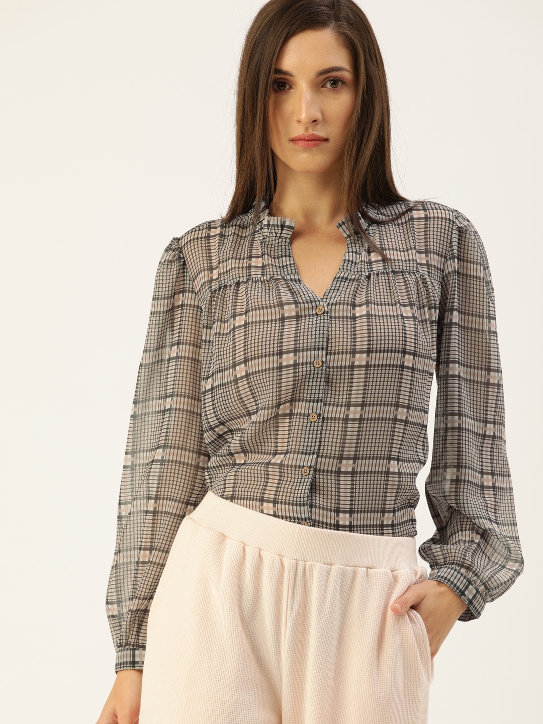

Flying Machine White & Black Checked Regular Top