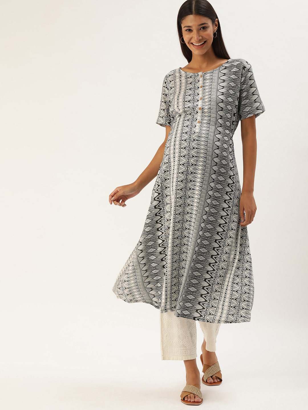 

Nejo Women Black & White Printed Maternity Fit and Flared Kurta