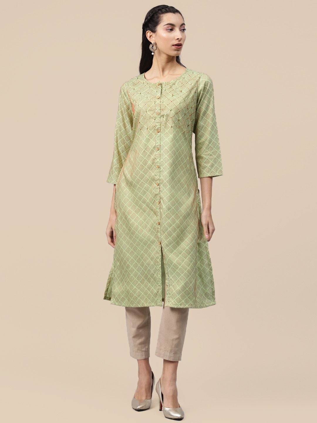 

Sangria Women Green Ethnic Motifs Thread Work Kurta