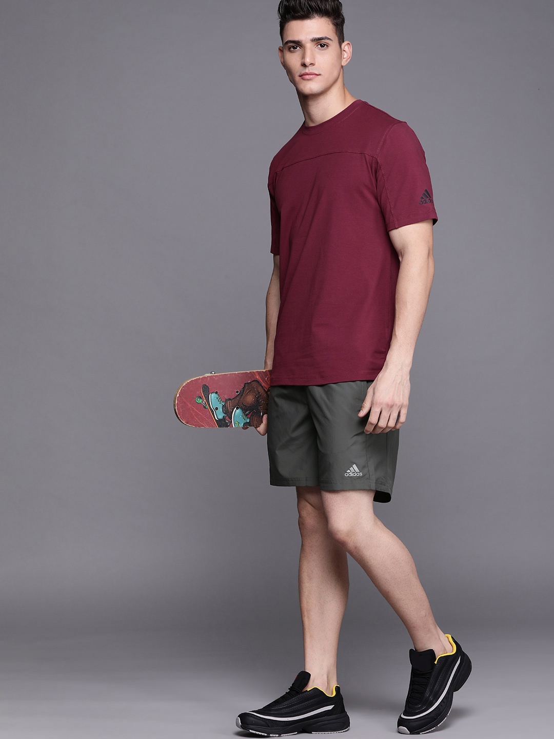 

ADIDAS Men Grey Solid Run It Shorts