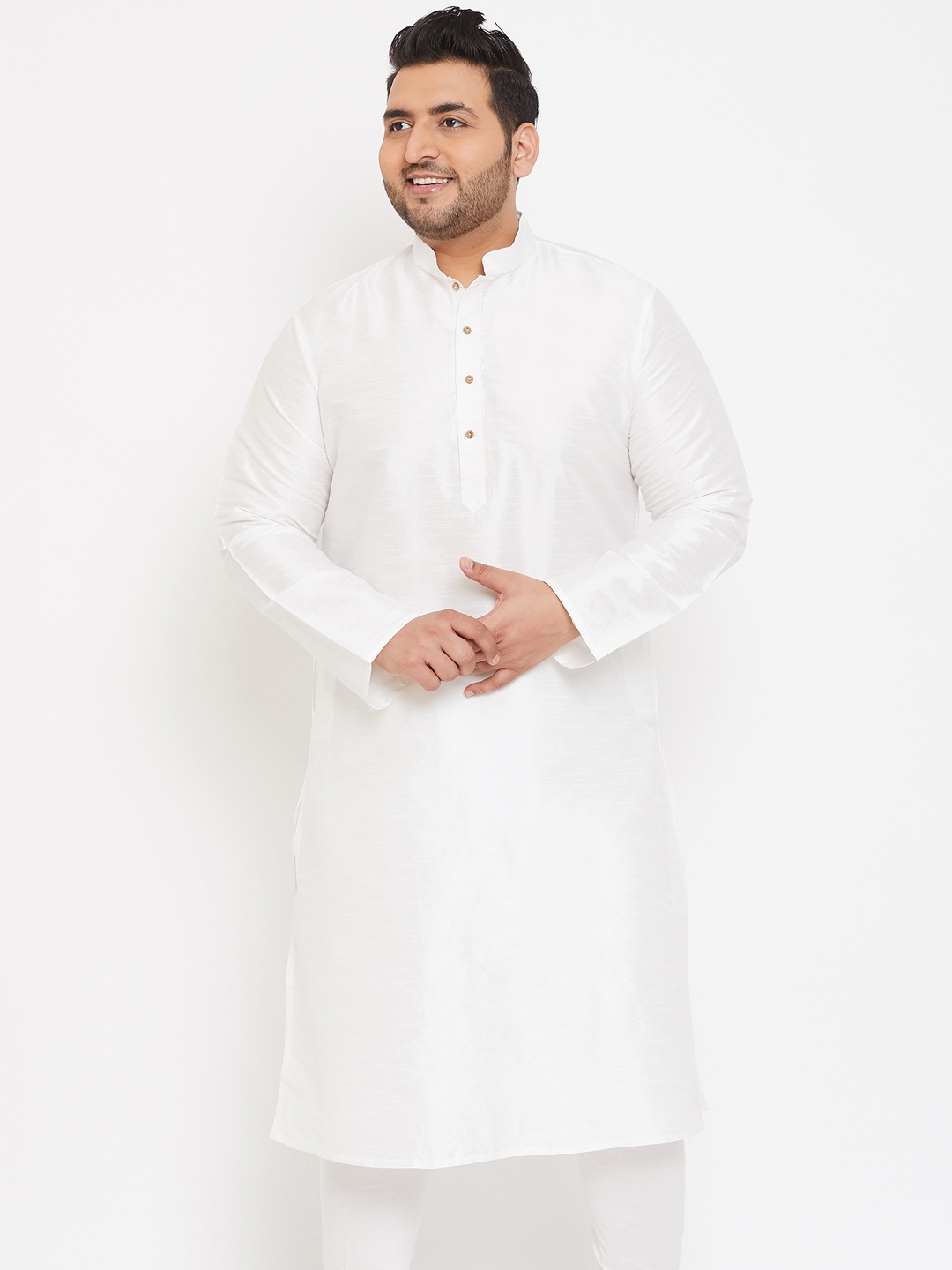 

VASTRAMAY PLUS Men White Chikankari Kurta