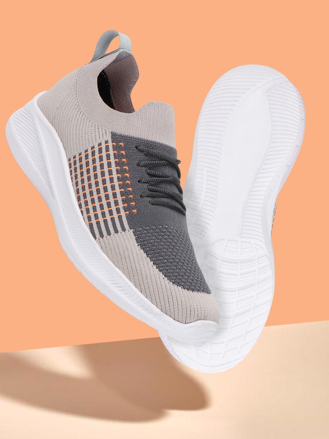 

M7 by Metronaut Men Grey Woven Design Sneakers