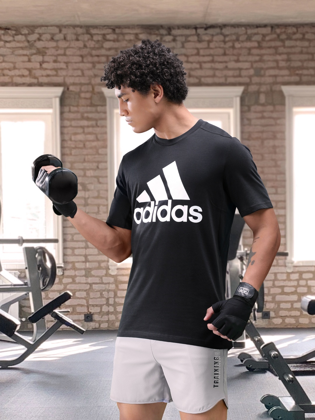 

ADIDAS Men Black & White Brand Logo FR LG T-shirt