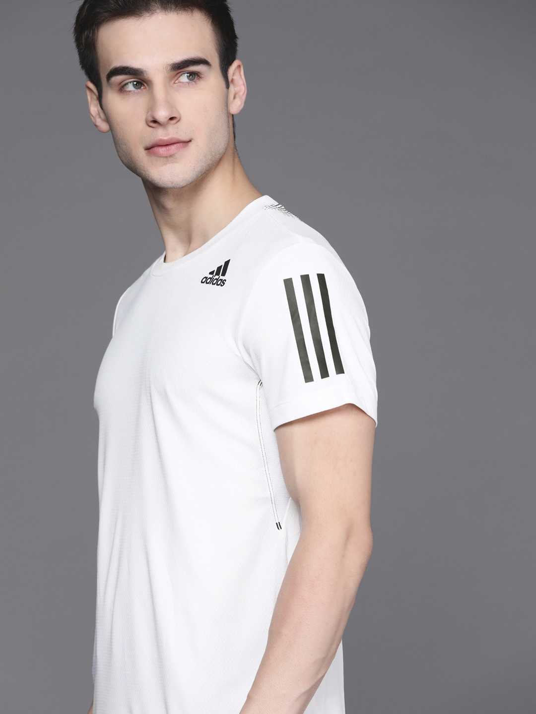 

ADIDAS Men White & Black Printed Heat Ready Warrior Training T-shirt
