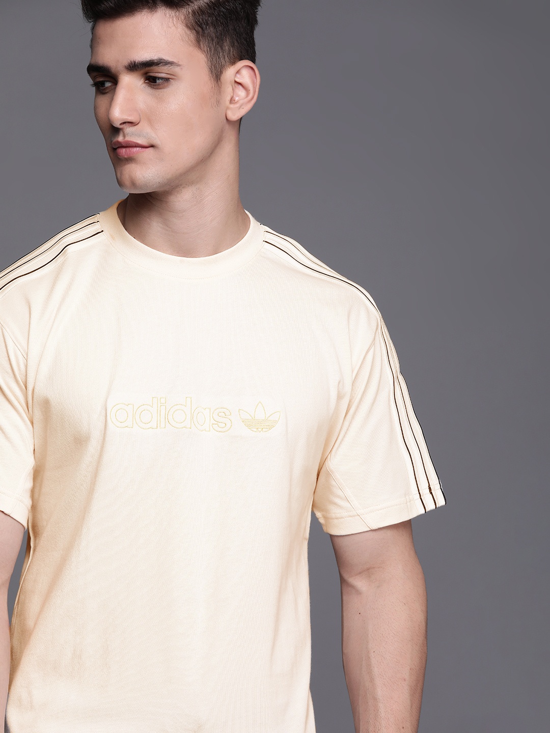 

ADIDAS Originals Men Cream-Coloured Satin Paneled Regular Fit Brand Logo Sustainable T-shirt