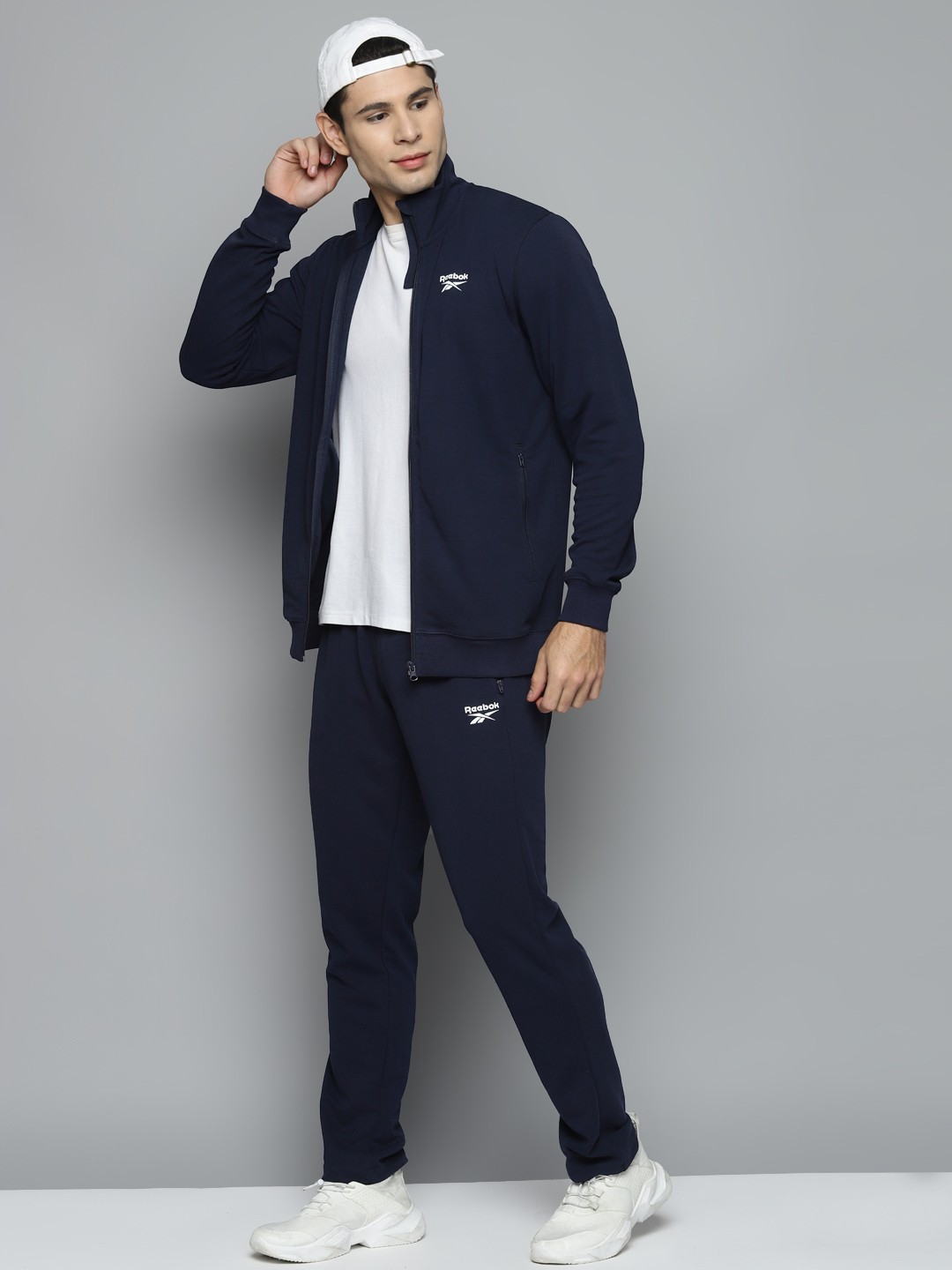 

Reebok Men Navy Blue Solid WR M Tracksuits