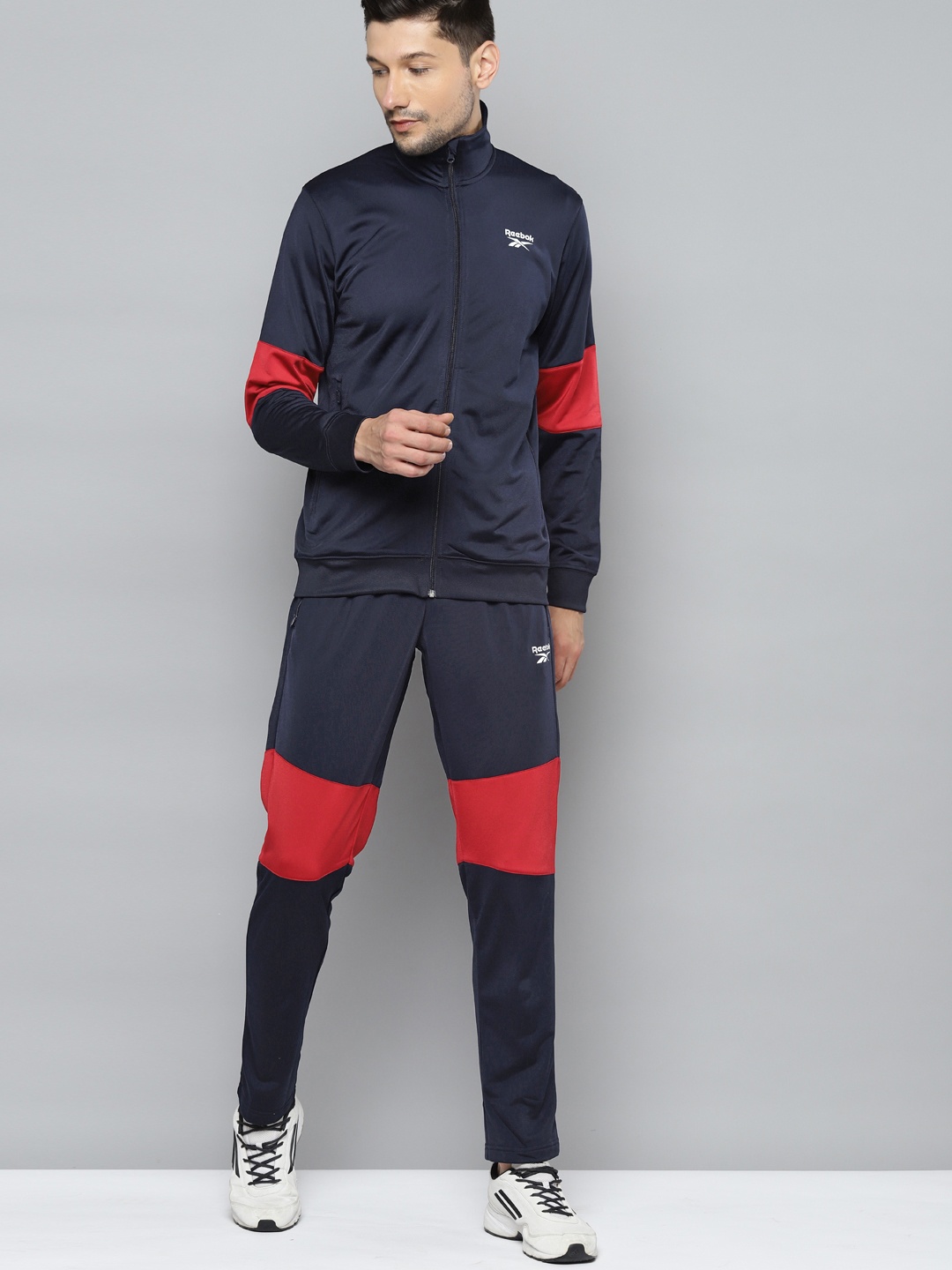 

Reebok Men Navy Core Colourblocked Detail Training Tracksuit, Navy blue
