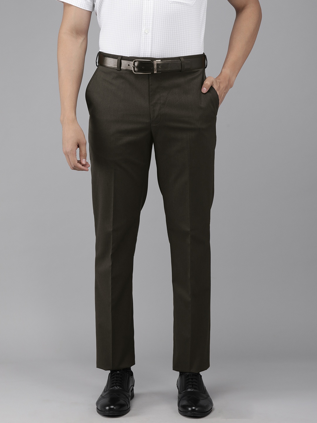 

Park Avenue Men Olive Green Smart Fit Formal Trousers