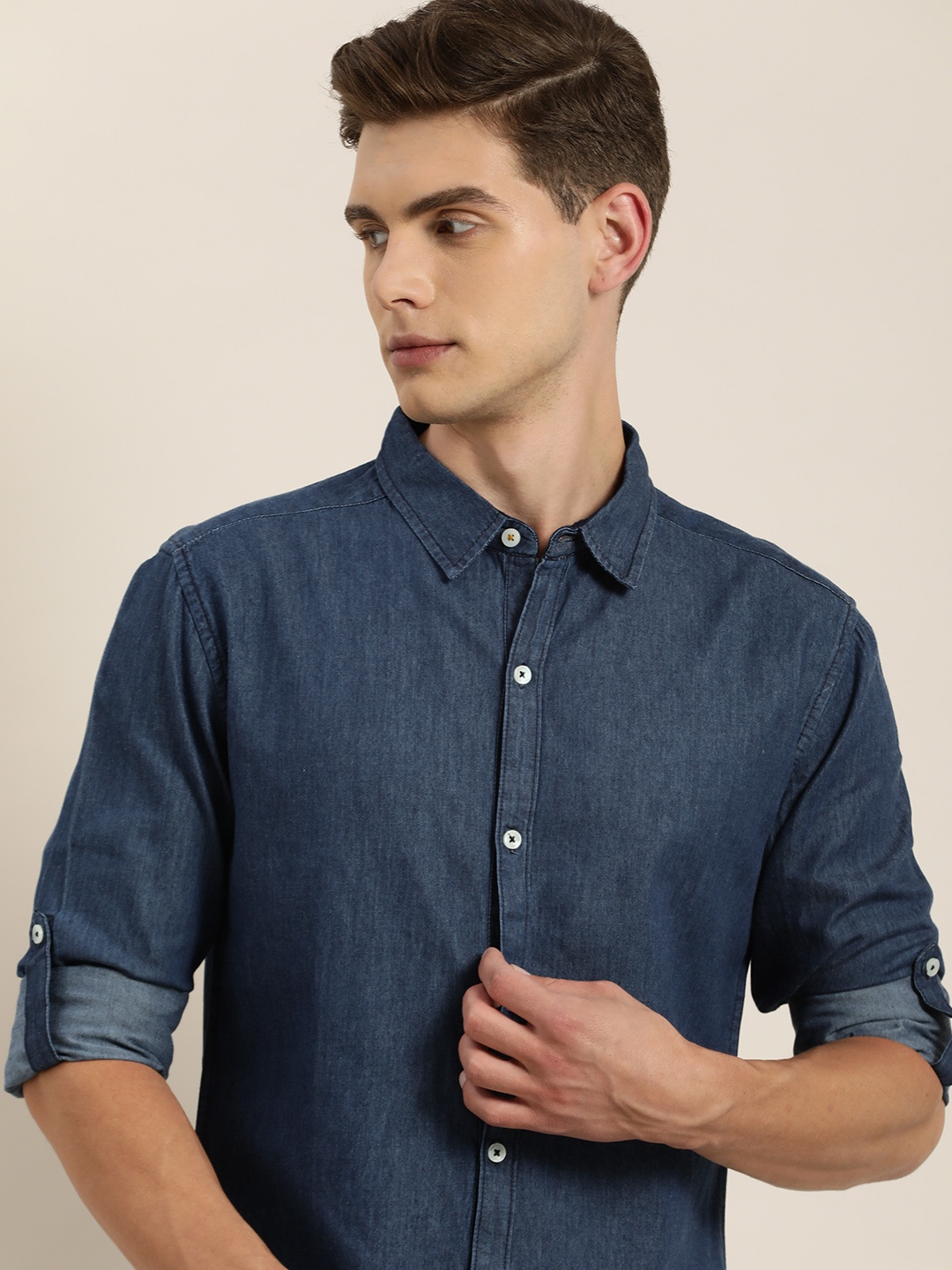 

INVICTUS Men Dark Blue Solid Slim Fit Pure Cotton Casual Denim Shirt