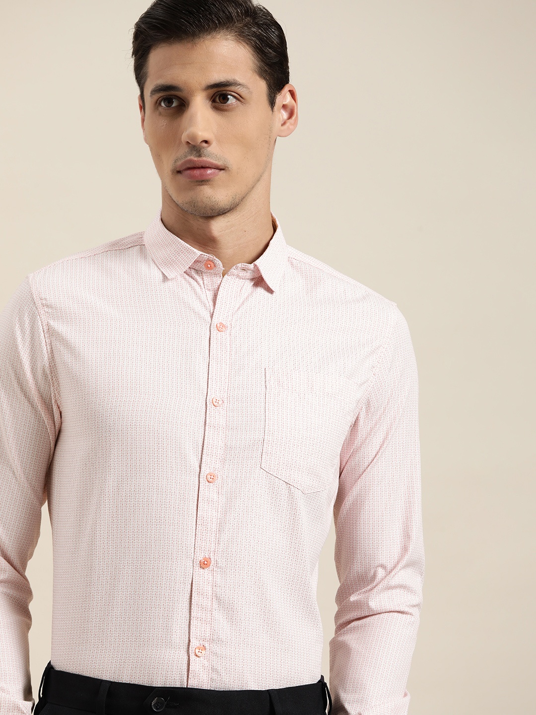 

INVICTUS Men Pink Self Design Slim Fit Formal Shirt