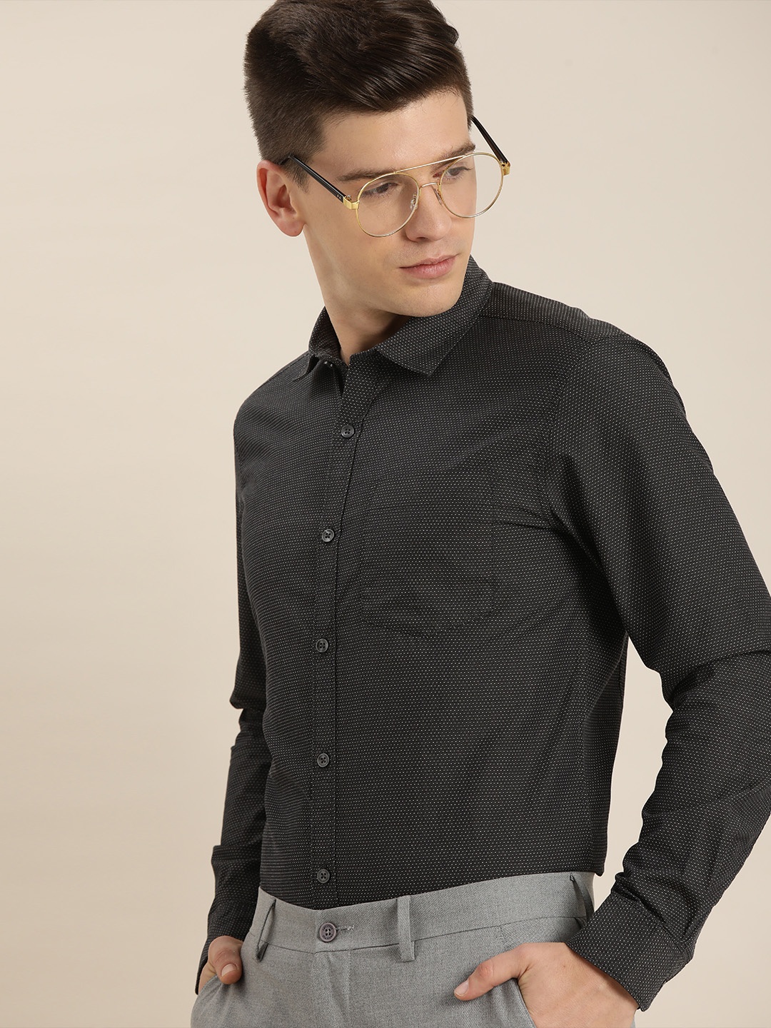 

INVICTUS Men Black Slim Fit Printed Shirt
