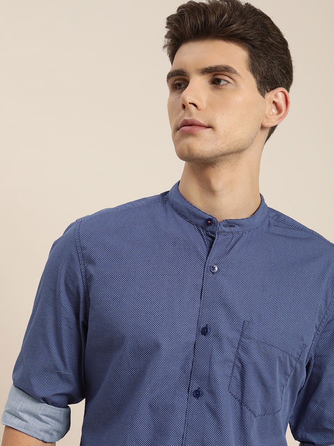 

INVICTUS Men Blue Opaque Printed Pure Cotton Casual Shirt