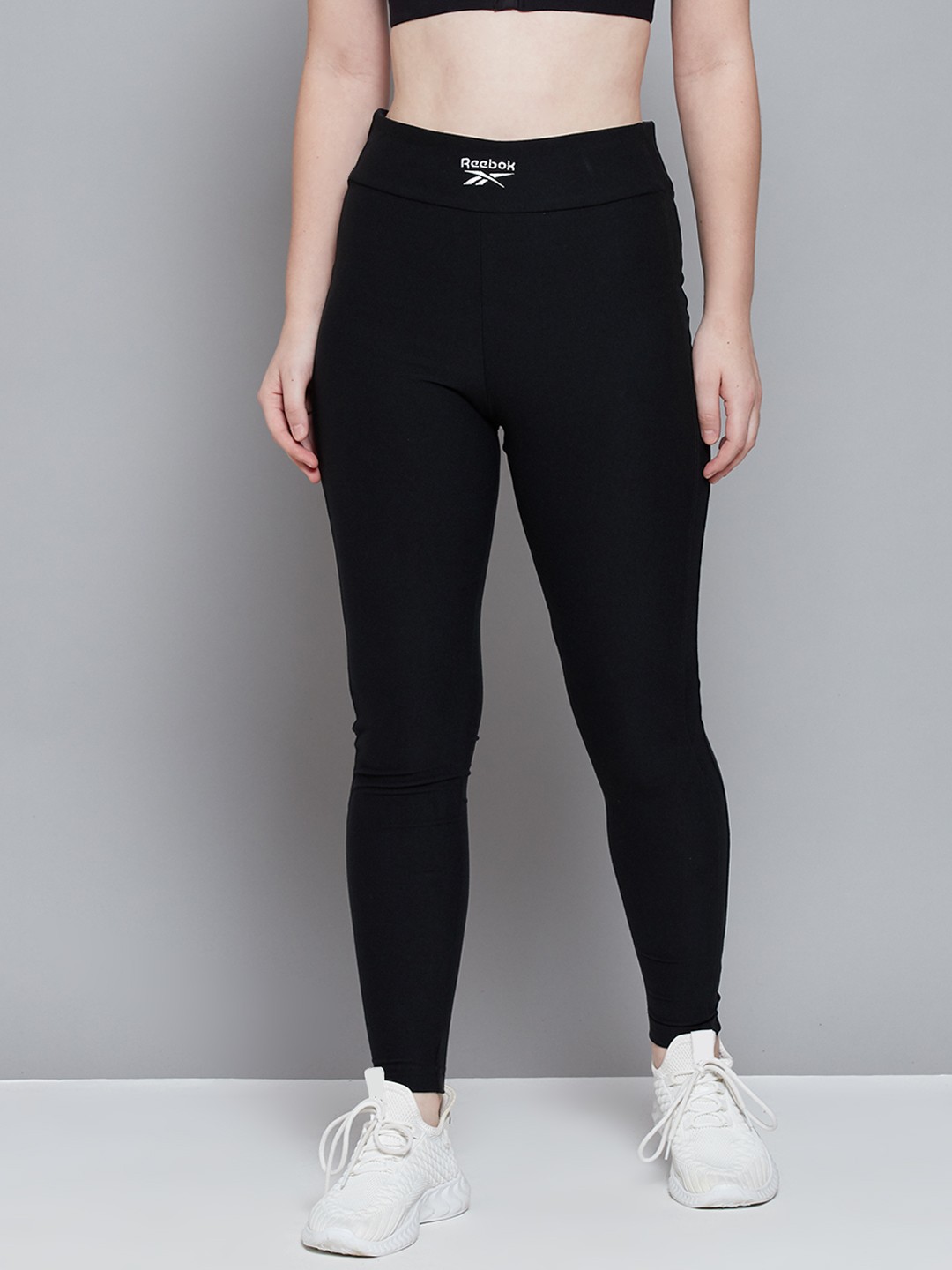 

Reebok Classic Women Black Fitted Classics Cozy Knit Training Tights