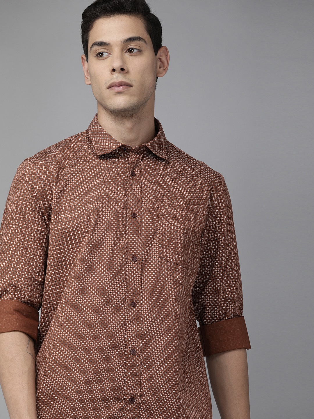 

Blackberrys Men Brown & White Printed Slim Fit Casual Shirt