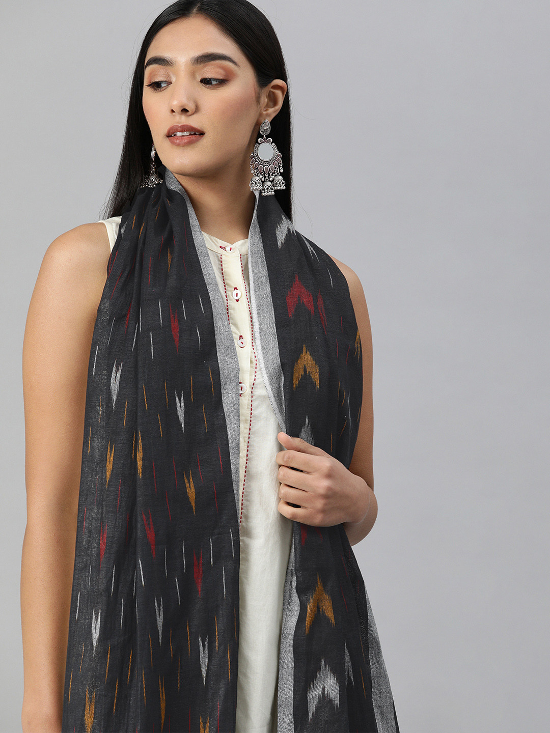 

swatika Black & Red Woven Design Pure Cotton Dupatta