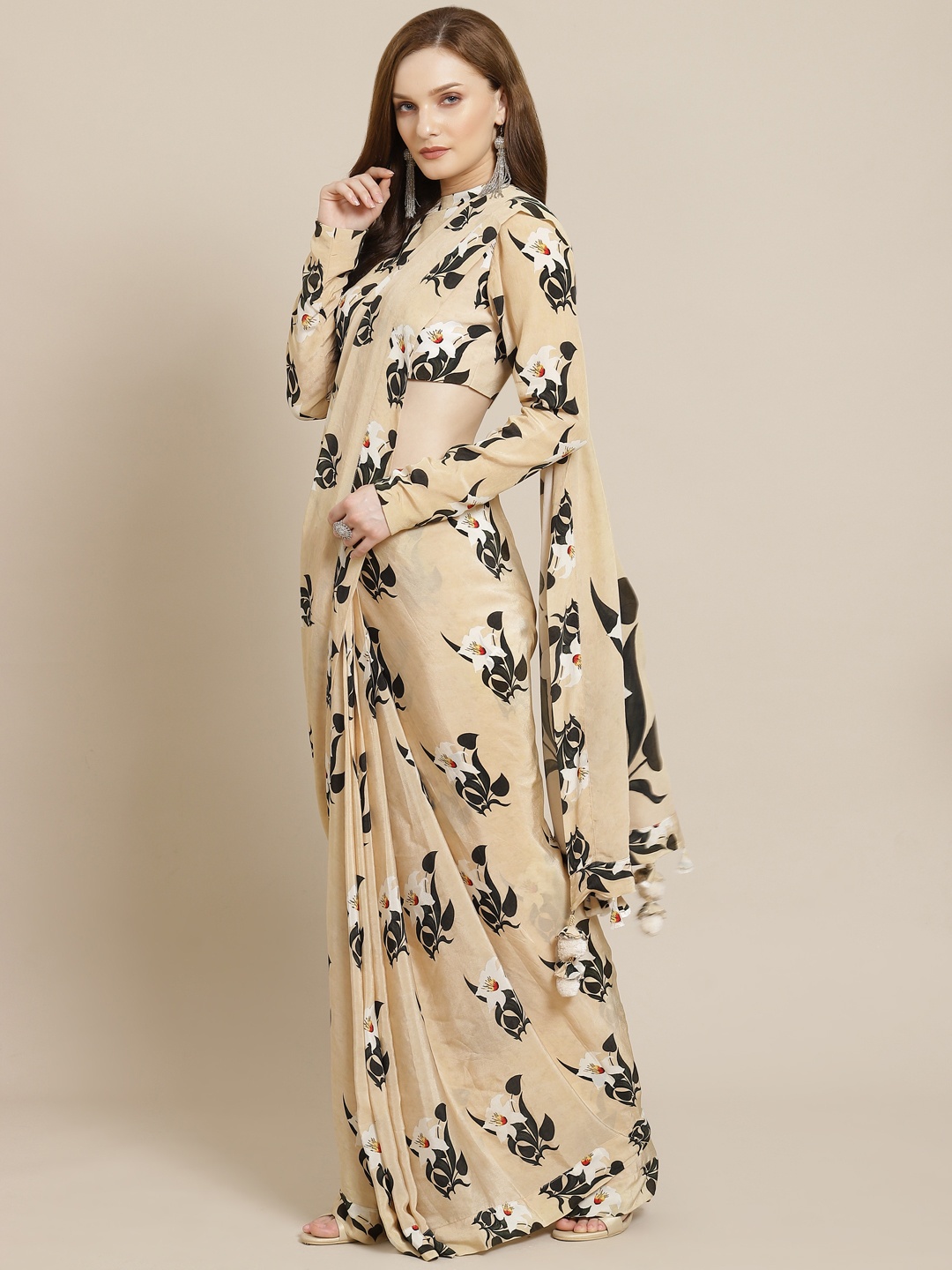 

Masaba Beige & Black Floral Print Pure Crepe Designer Saree