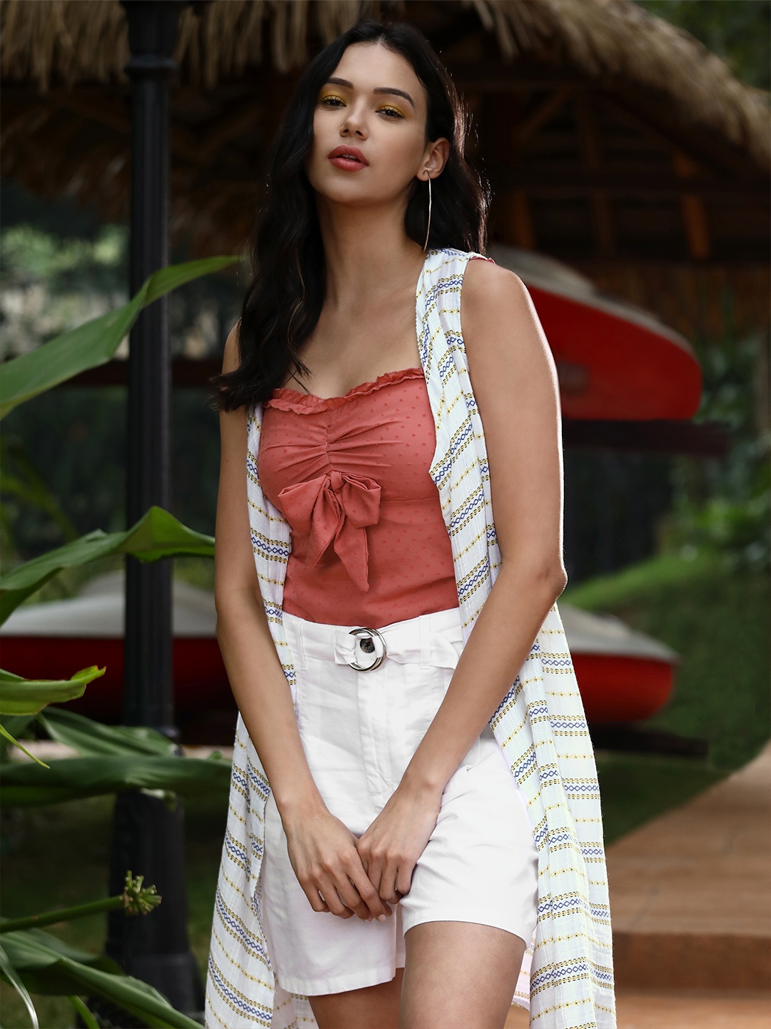 

Trendyol Pink Dobby Weave Ruffles Regular Crop Top
