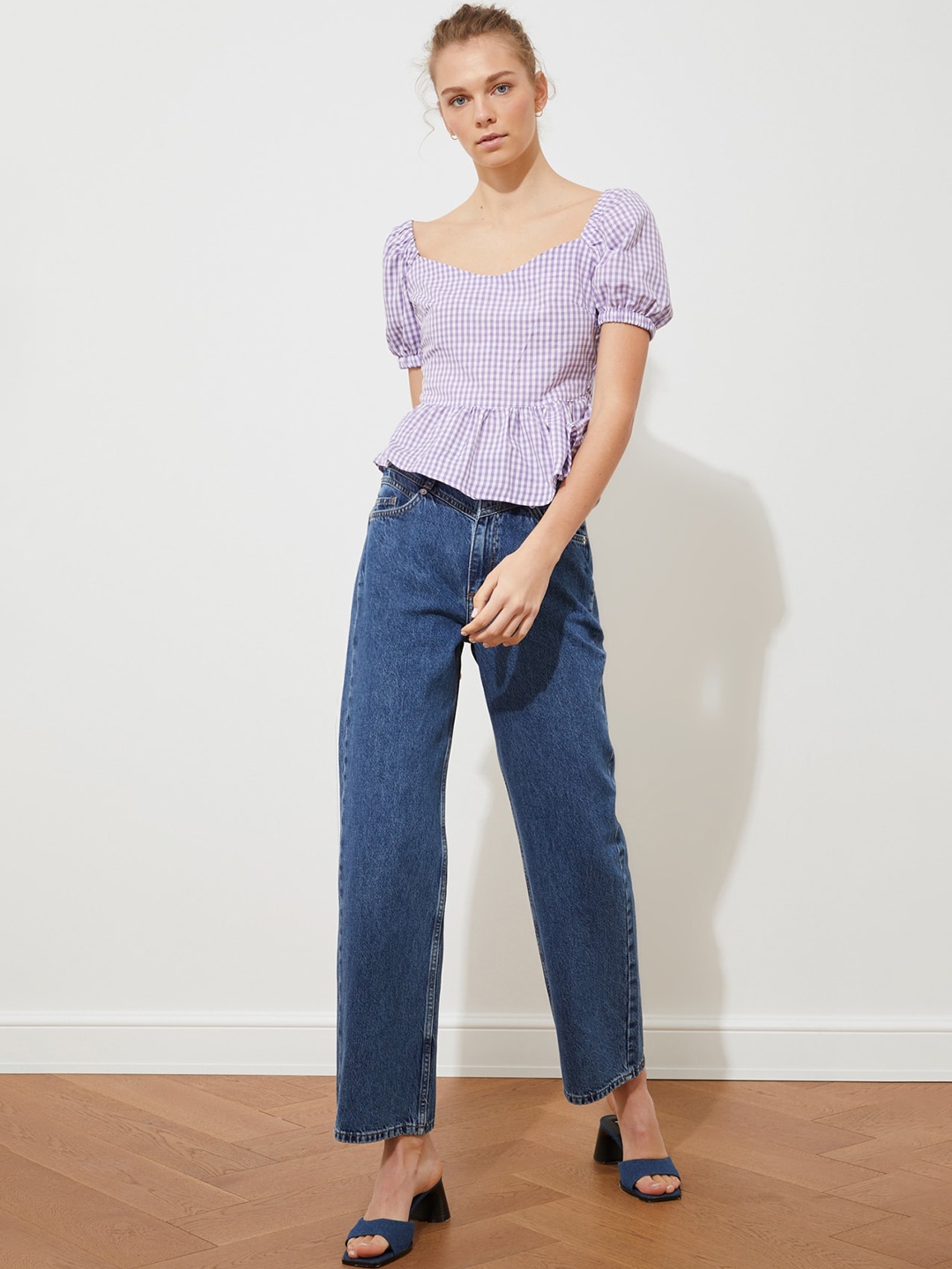 

Trendyol Purple White Checked Sweetheart Neck Ruffles A-Line Top