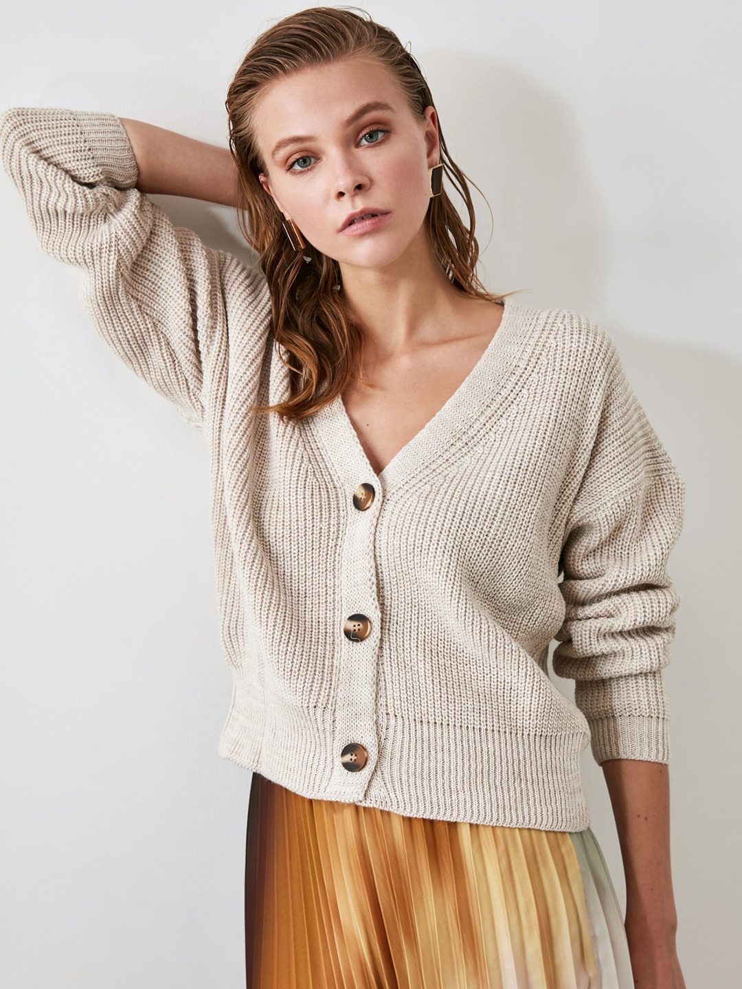 

Trendyol Women Beige V-Neck Drop-Shoulders Ribbed Cardigan