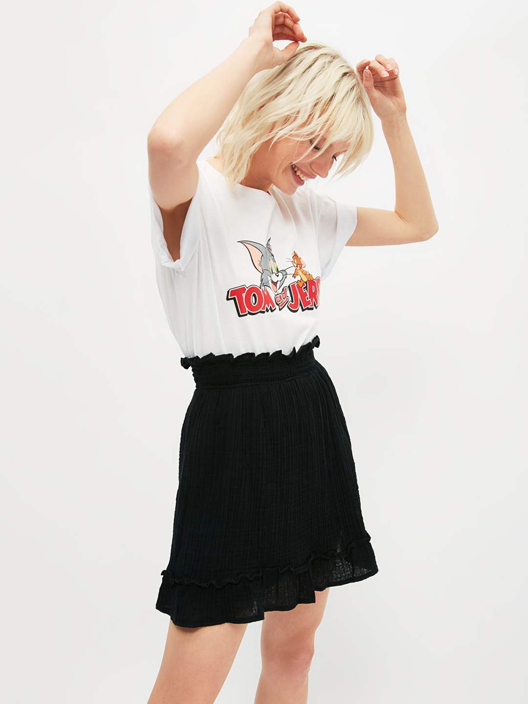 

Trendyol Women Black Crinkled Mini A-Line Skirt