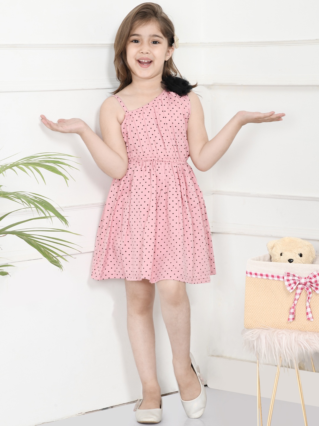 

LilPicks Girls Pink Printed Fit & Flare Dress