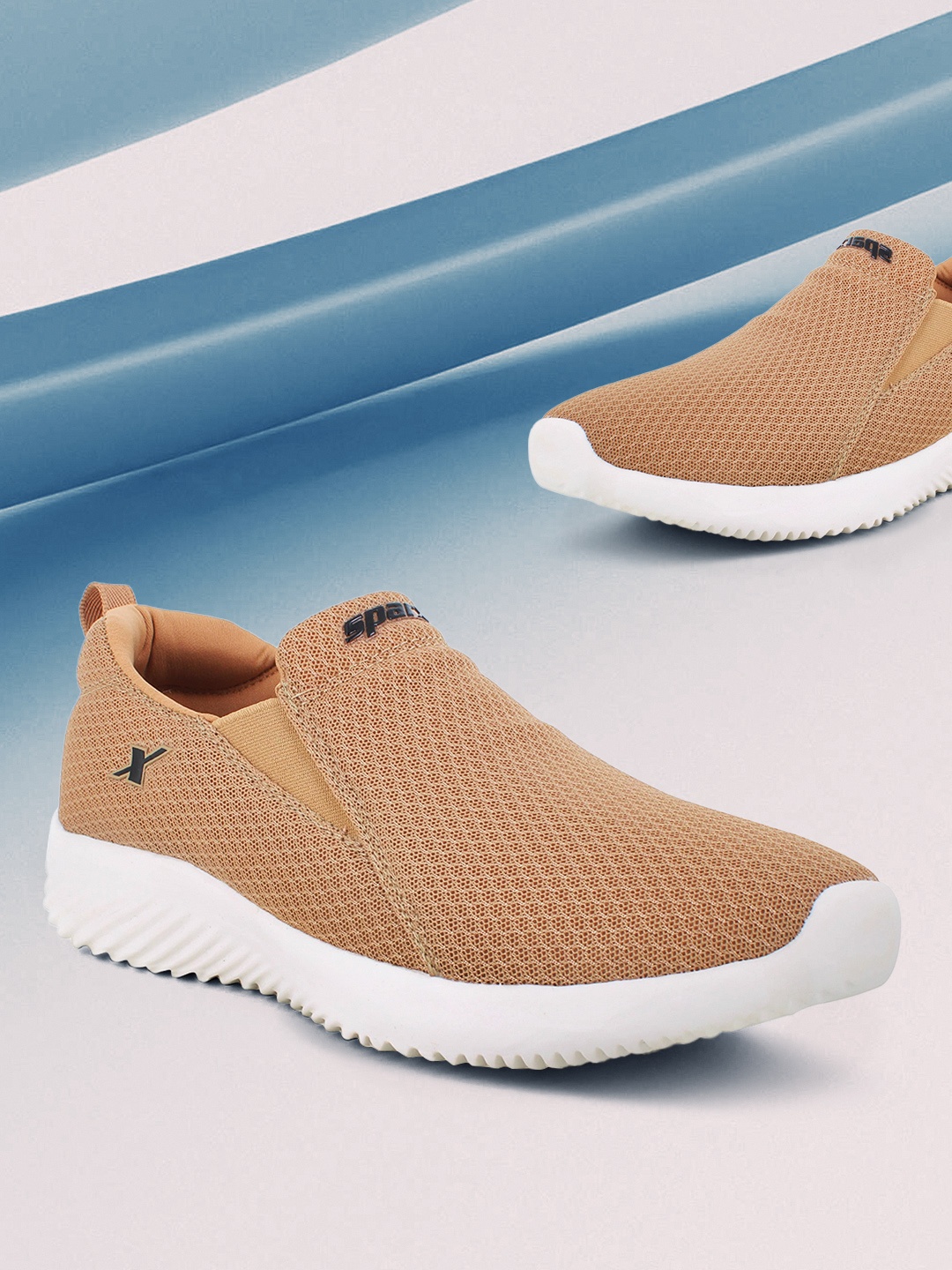 

Sparx Men Beige Regular Walking Shoes