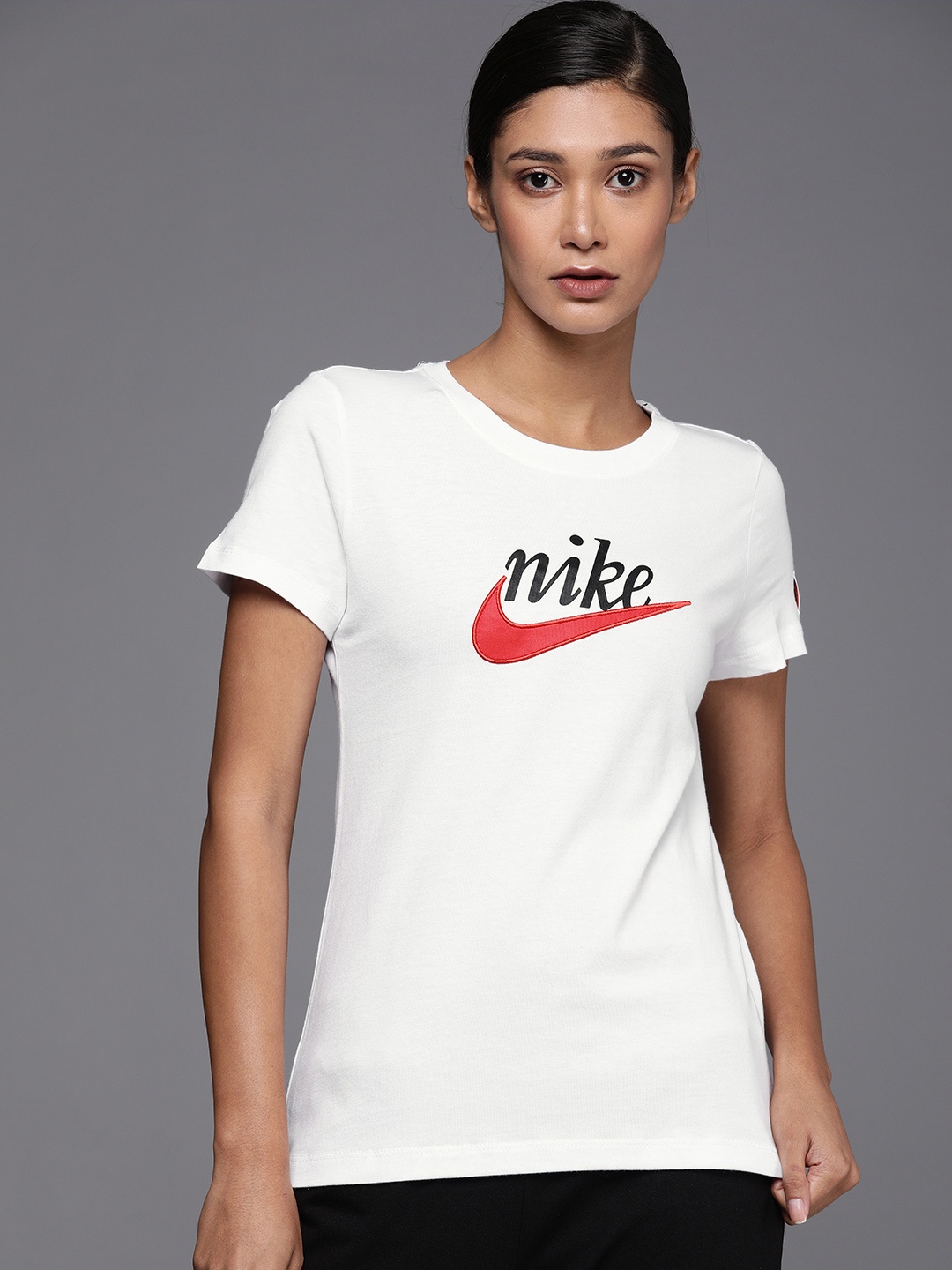 

Nike White Brand Logo NSW REG TEE SWOOSH Regular Top