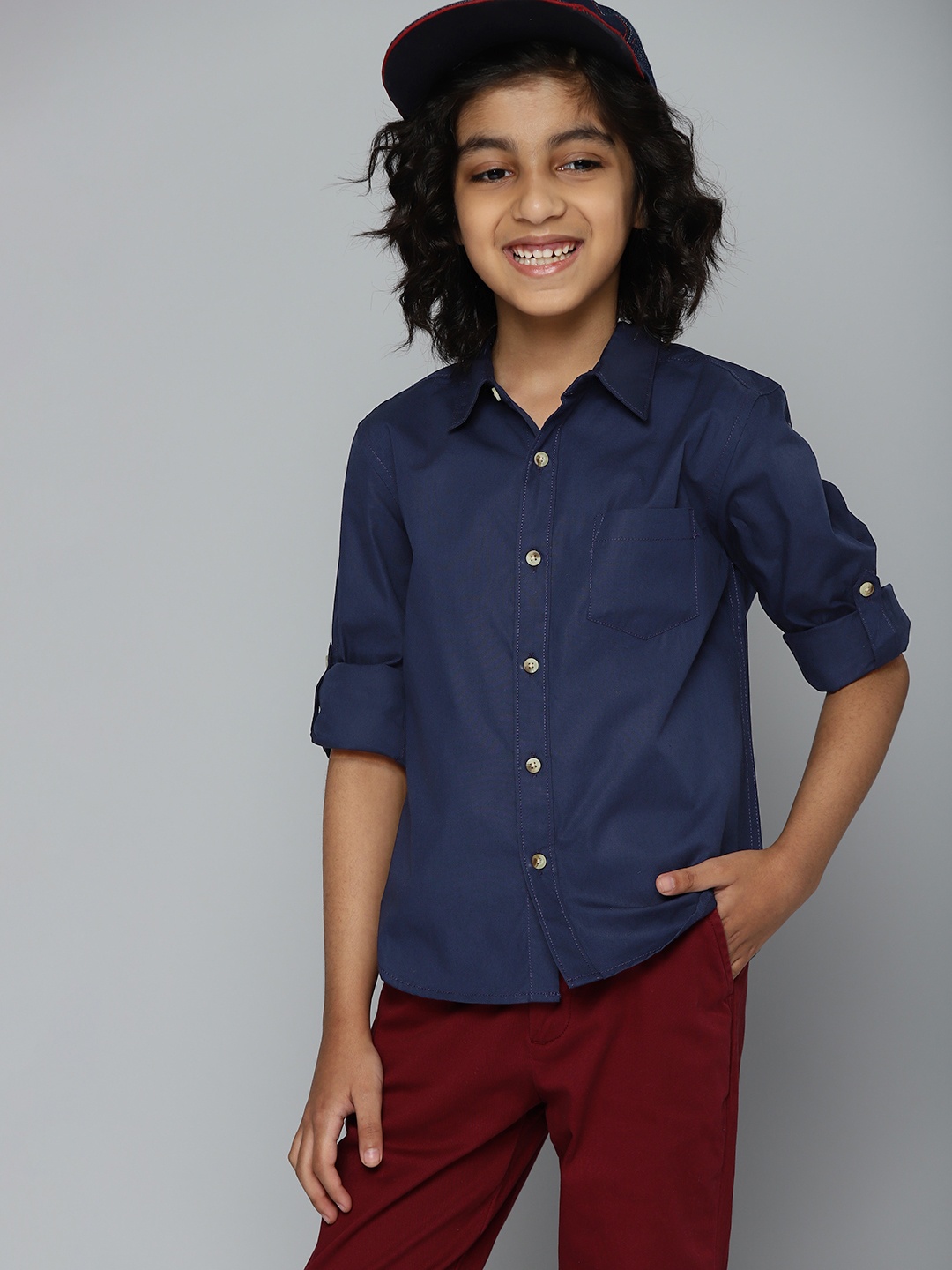

YK Boys Navy Blue Solid Pure Cotton Opaque Casual Shirt