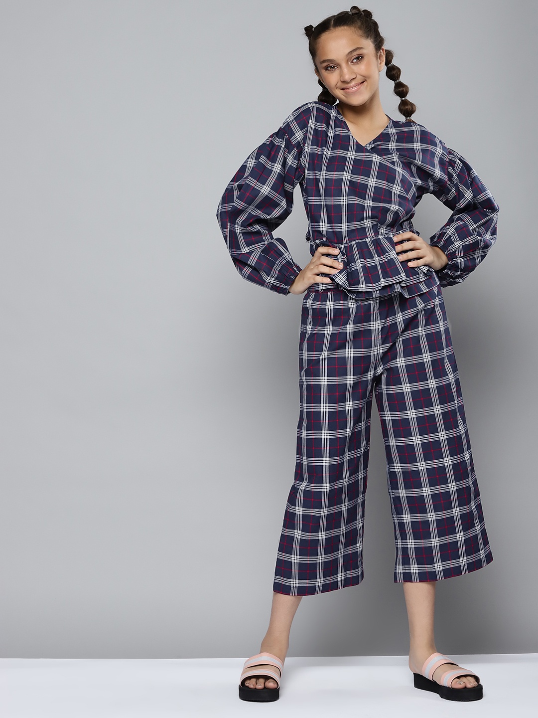 

YK Girls Navy Blue & White Cotton Checked Co-ords Set