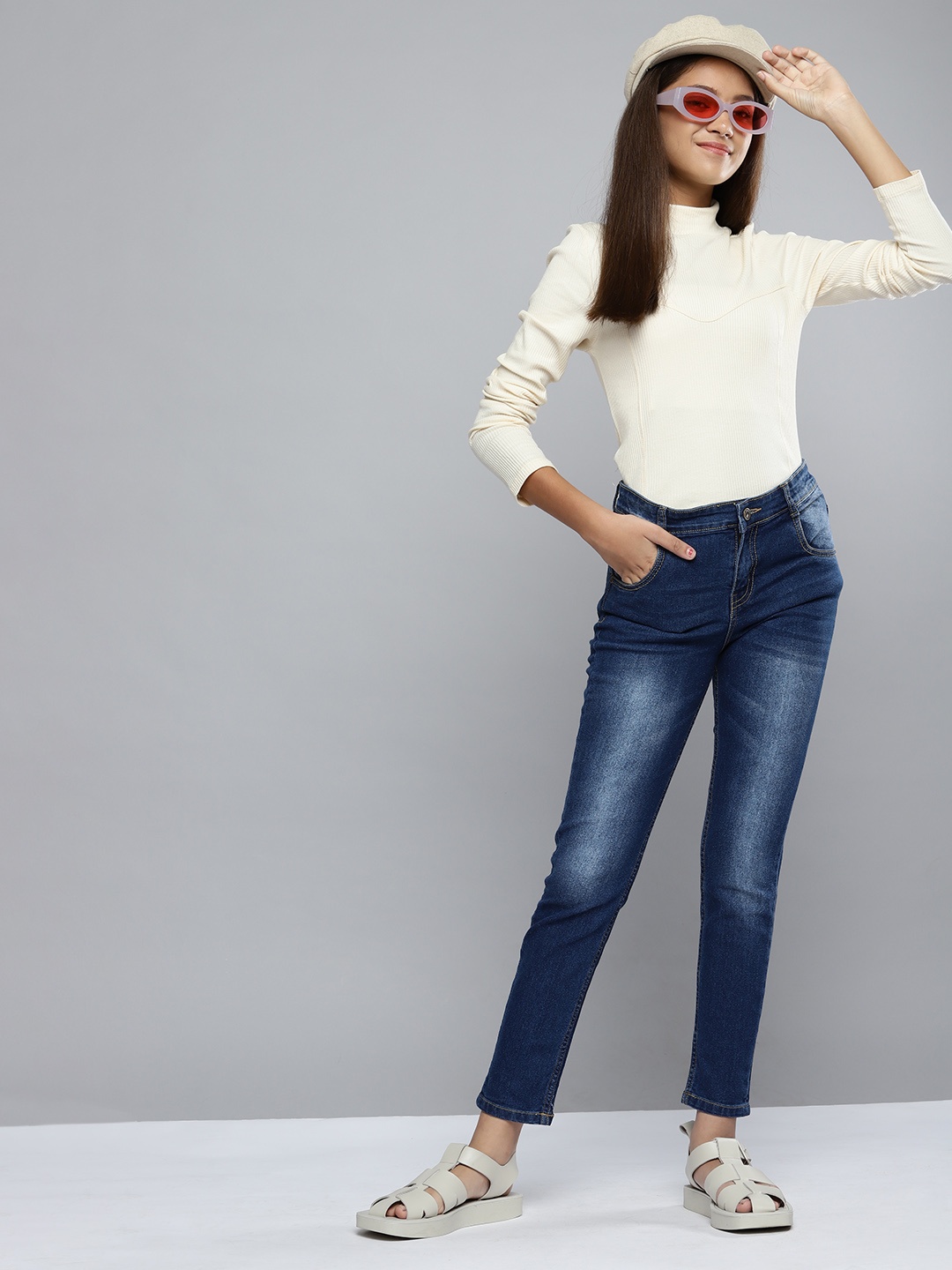 

YK Girls Blue Light Fade Stretchable Jeans