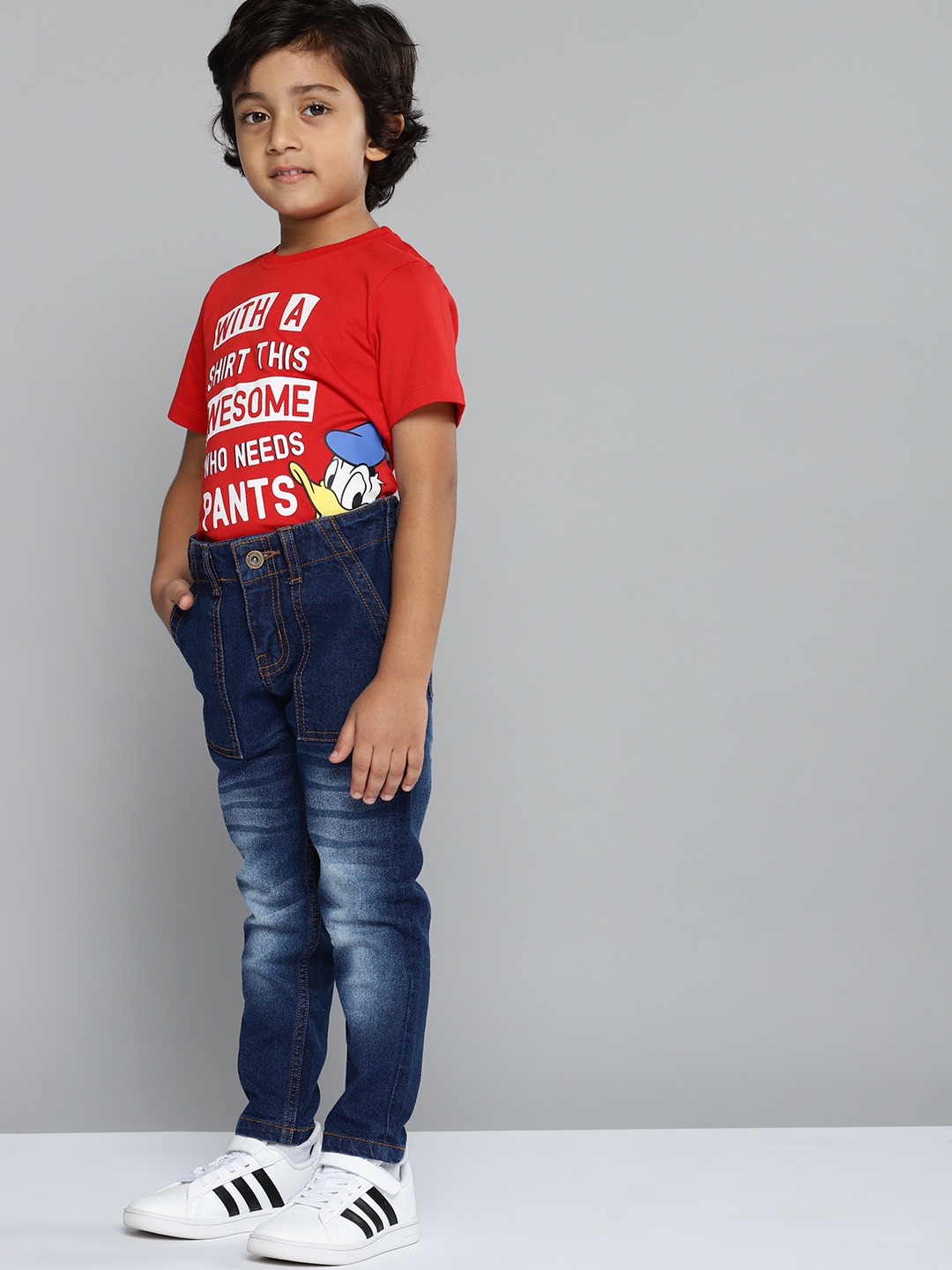 

YK Boys Navy Blue Light Fade Stretchable Jeans with Oversized Pockets