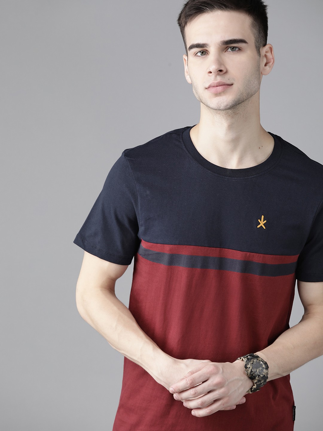 

Roadster Men Maroon & Navy Blue Colourblocked Cotton T-shirt
