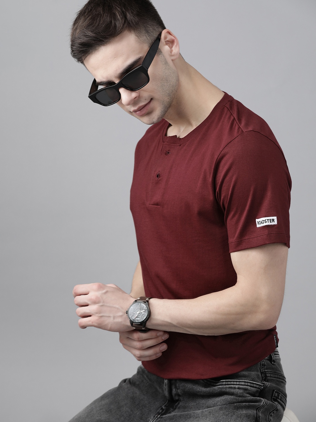 

Roadster Men Maroon Henley Neck Cotton T-shirt