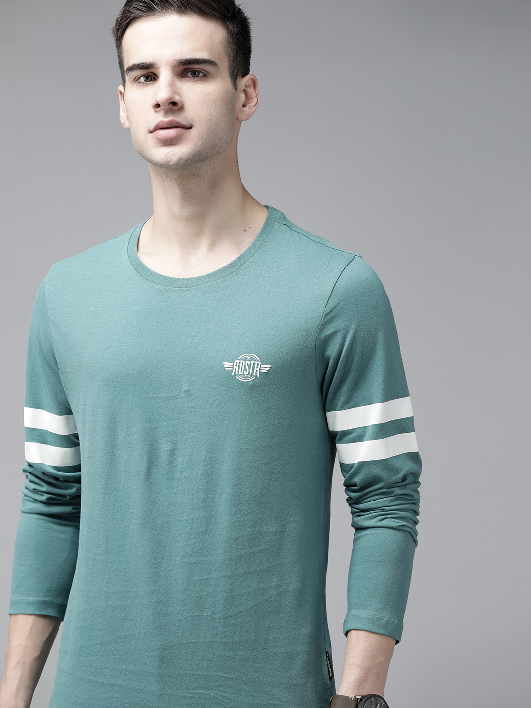 

Roadster Men Blue Solid Pure Cotton T-shirt