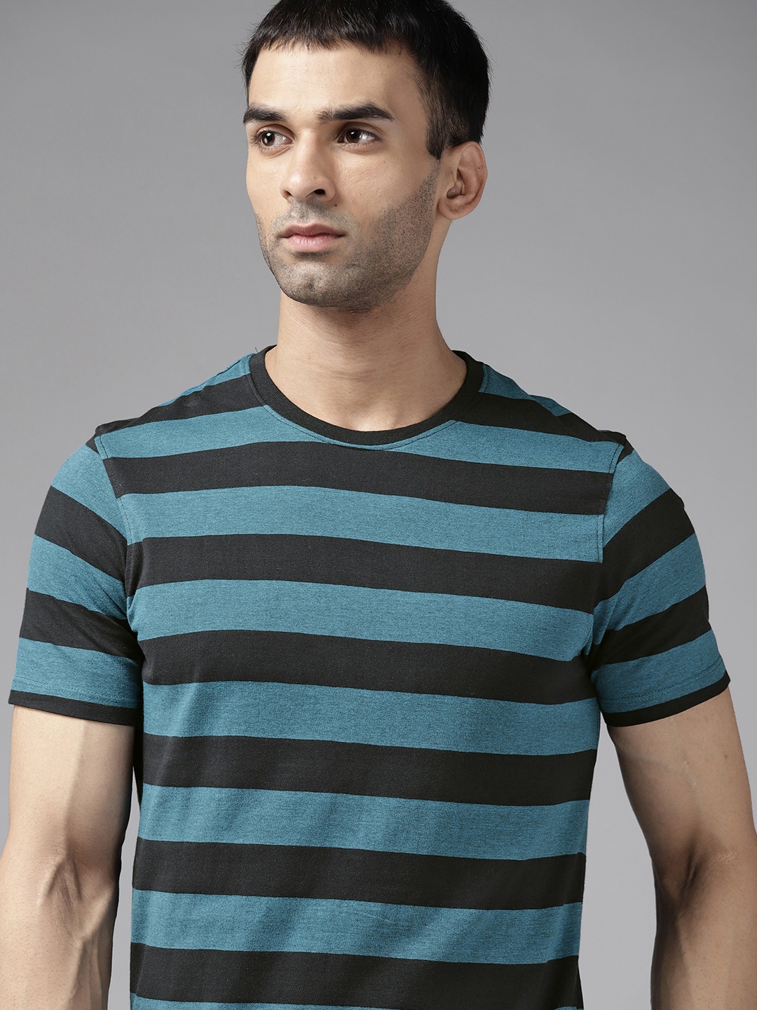 

Roadster Men Blue Striped Pure Cotton T-shirt