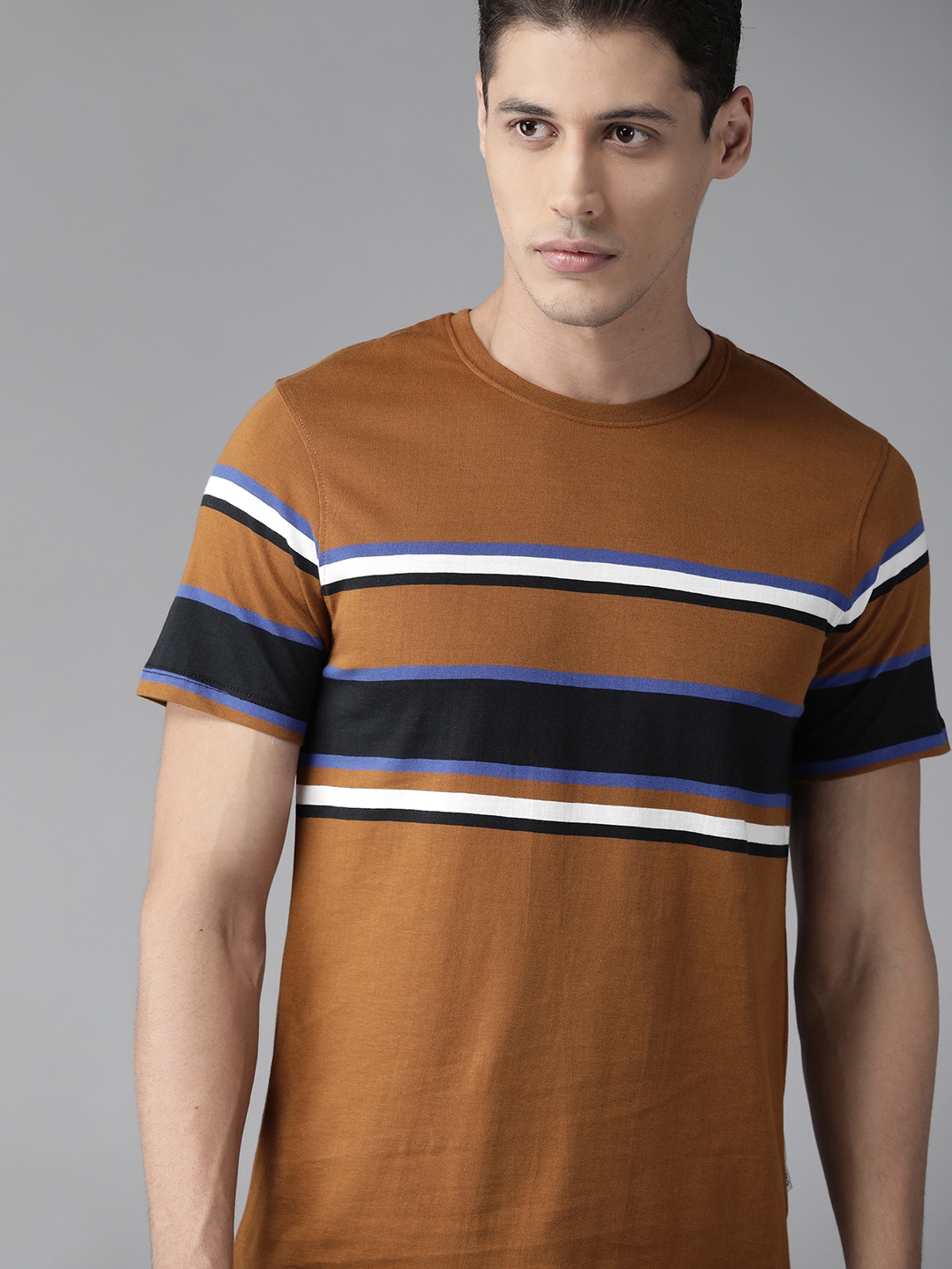 

Roadster Men Brown & Black Pure Cotton Striped T-shirt