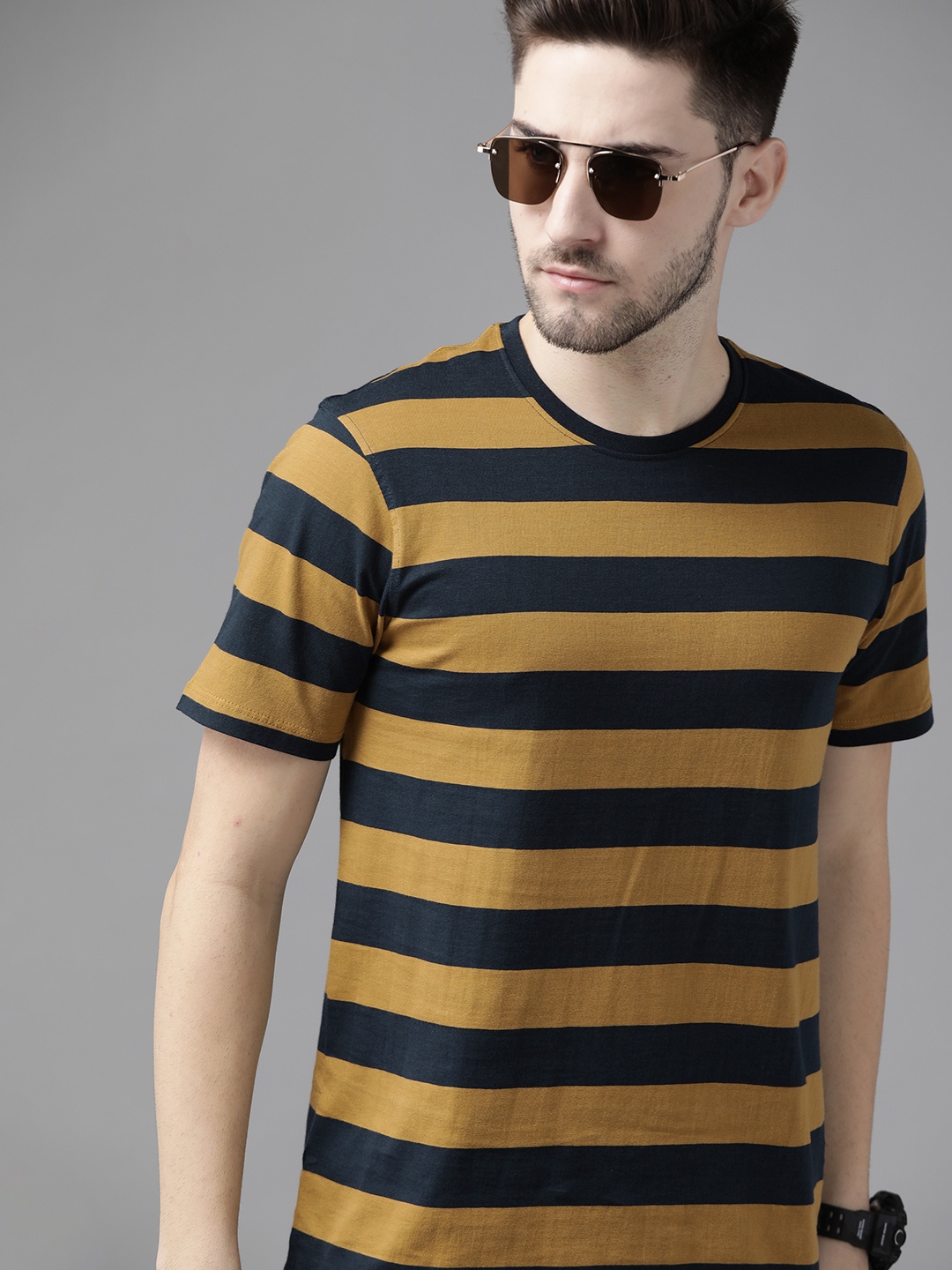 

Roadster Men Mustard Yellow Navy Blue Pure Cotton Striped Pure Cotton T-shirt