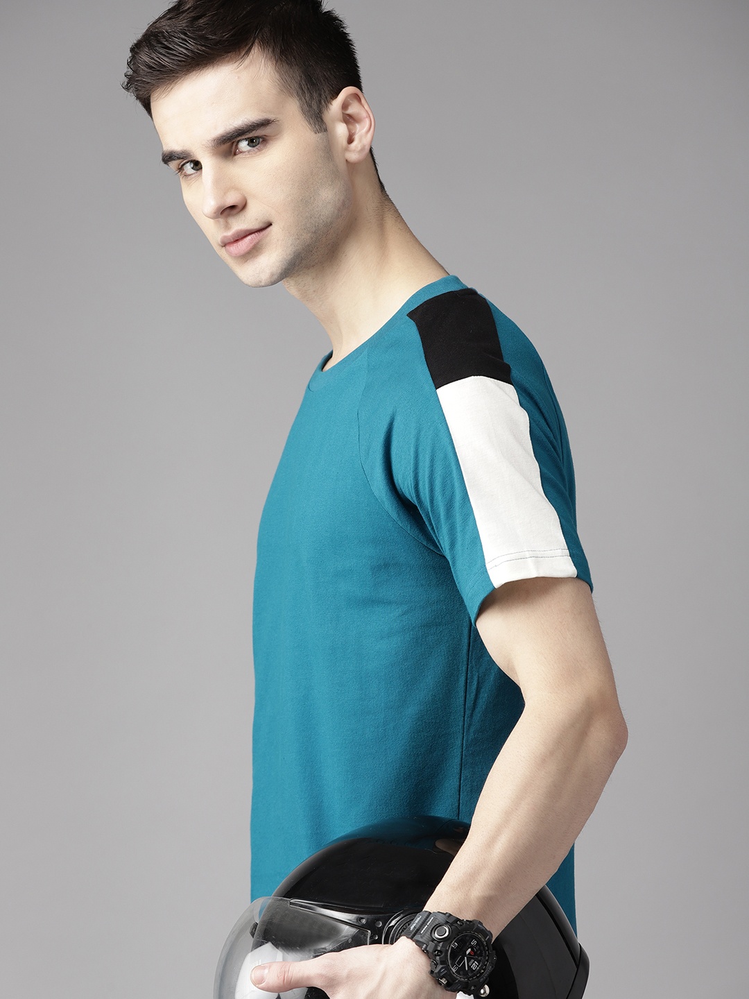 

Roadster Men Blue & Black Pure Cotton T-shirt