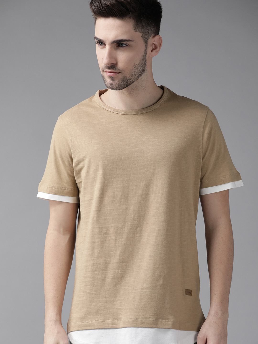 

Roadster Men Beige Solid Cotton T-shirt